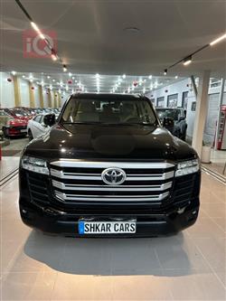 تۆیۆتا لاند کروزەر